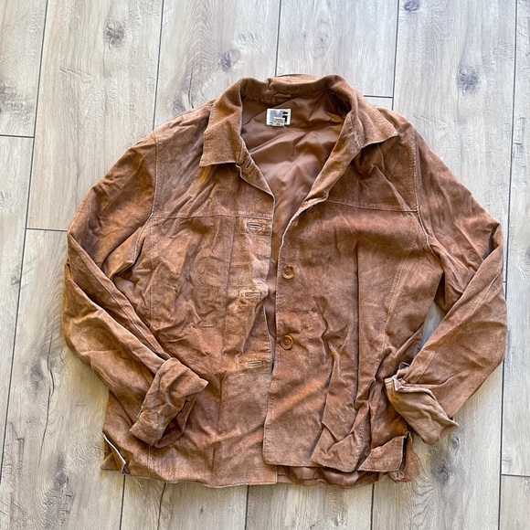 Jackets & Blazers - Faux Suede Jacket 🧥